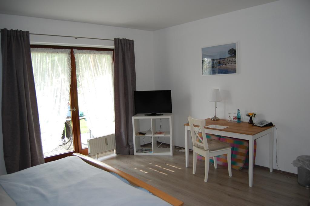 Hotel & Restaurant Schlei-Liesel Guby Ngoại thất bức ảnh